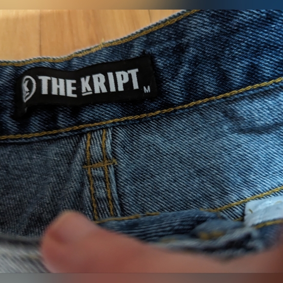 The Kript two colors jeans - Picture 5 of 5